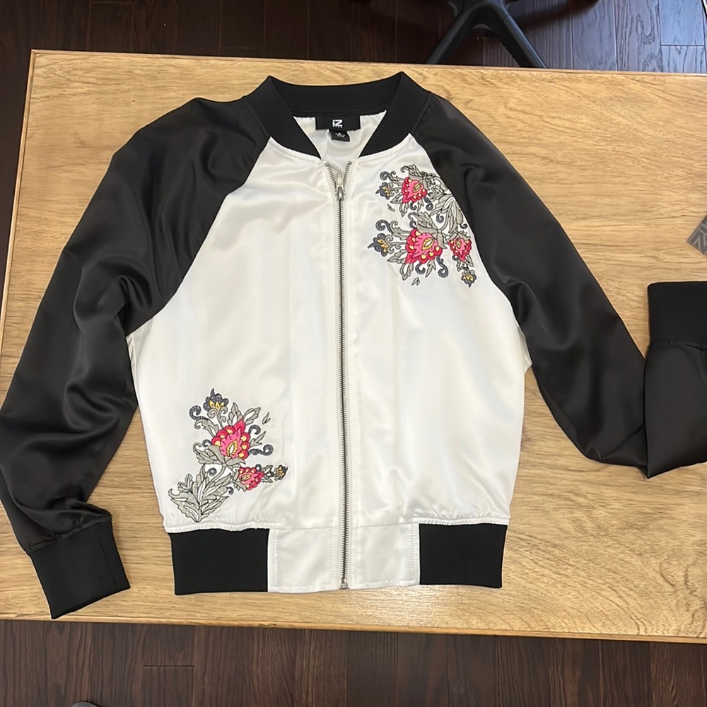 NWT IZ Byer Lightweight Jacket